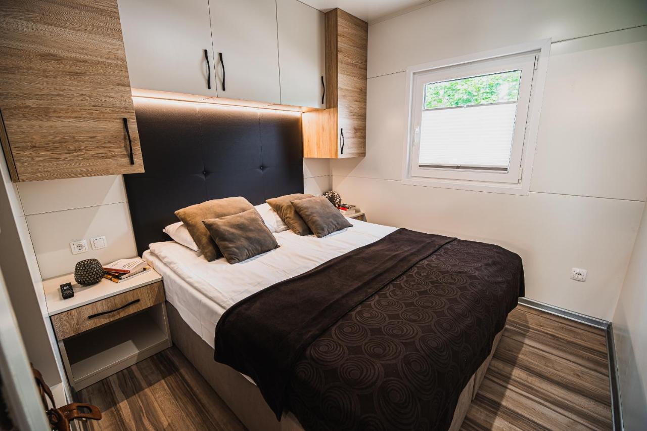 Premium Mobile Homes With Thermal Riviera Tickets Чатеж об Сави Екстериор снимка
