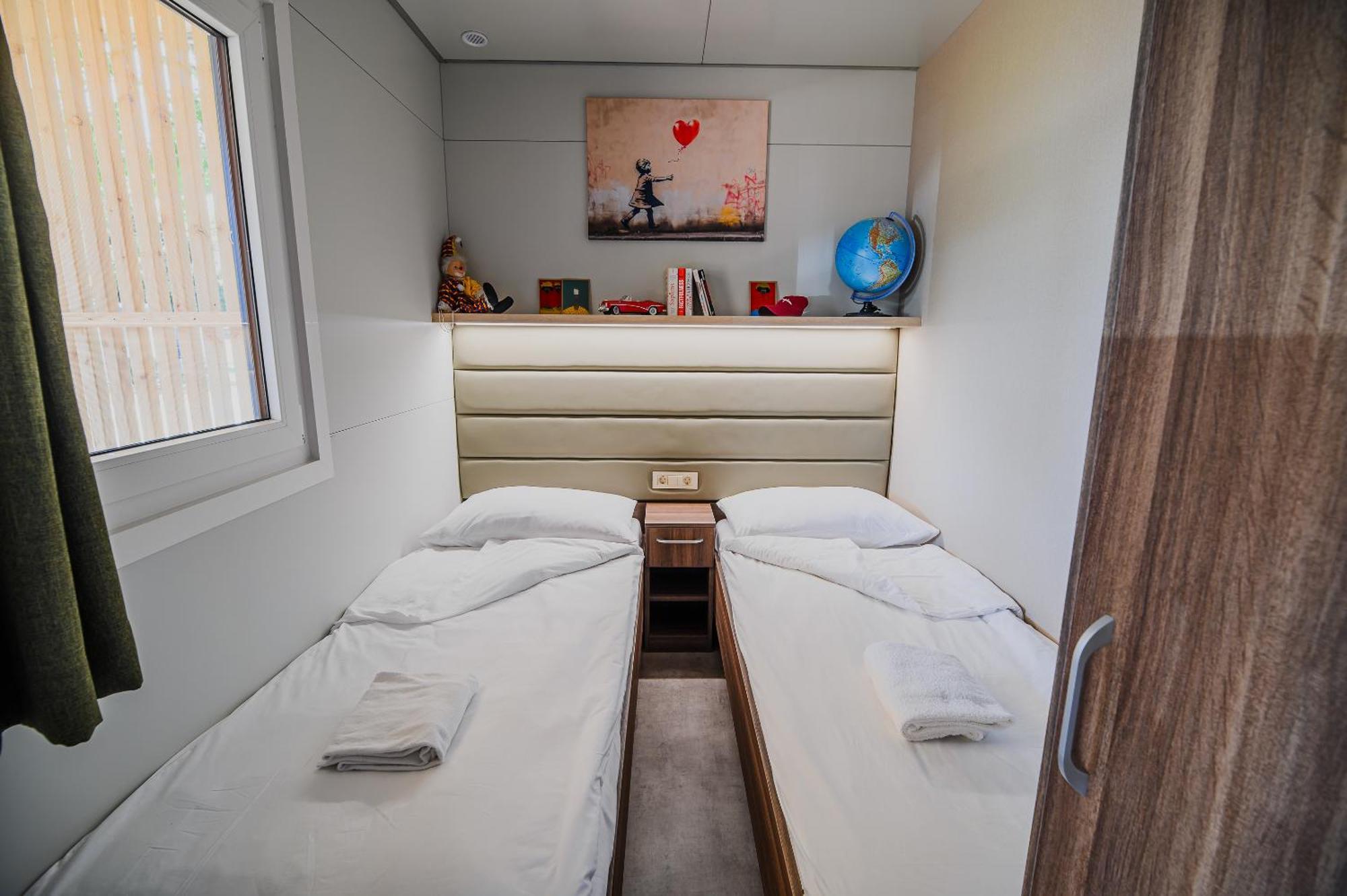 Premium Mobile Homes With Thermal Riviera Tickets Чатеж об Сави Екстериор снимка