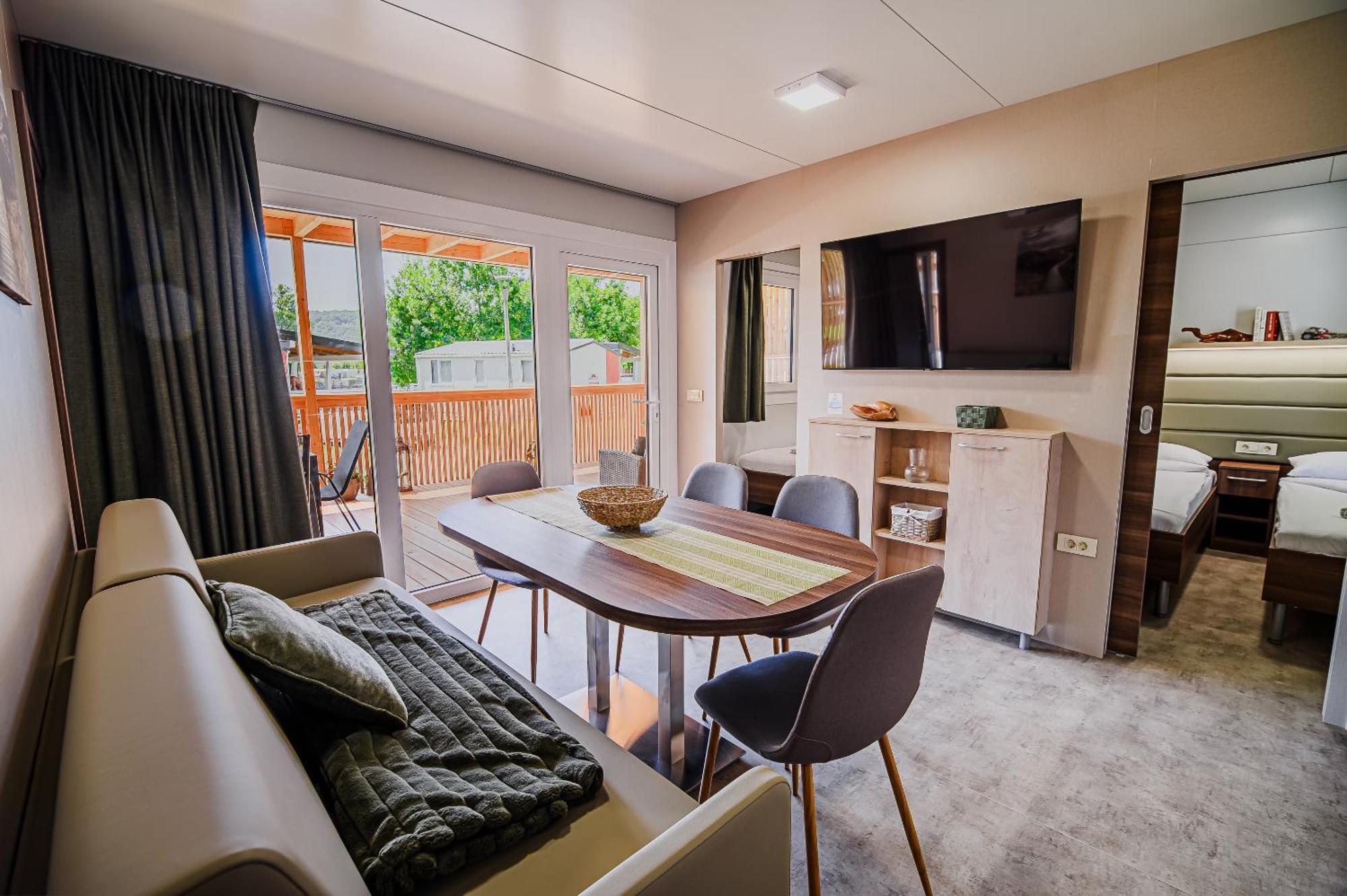 Premium Mobile Homes With Thermal Riviera Tickets Чатеж об Сави Екстериор снимка