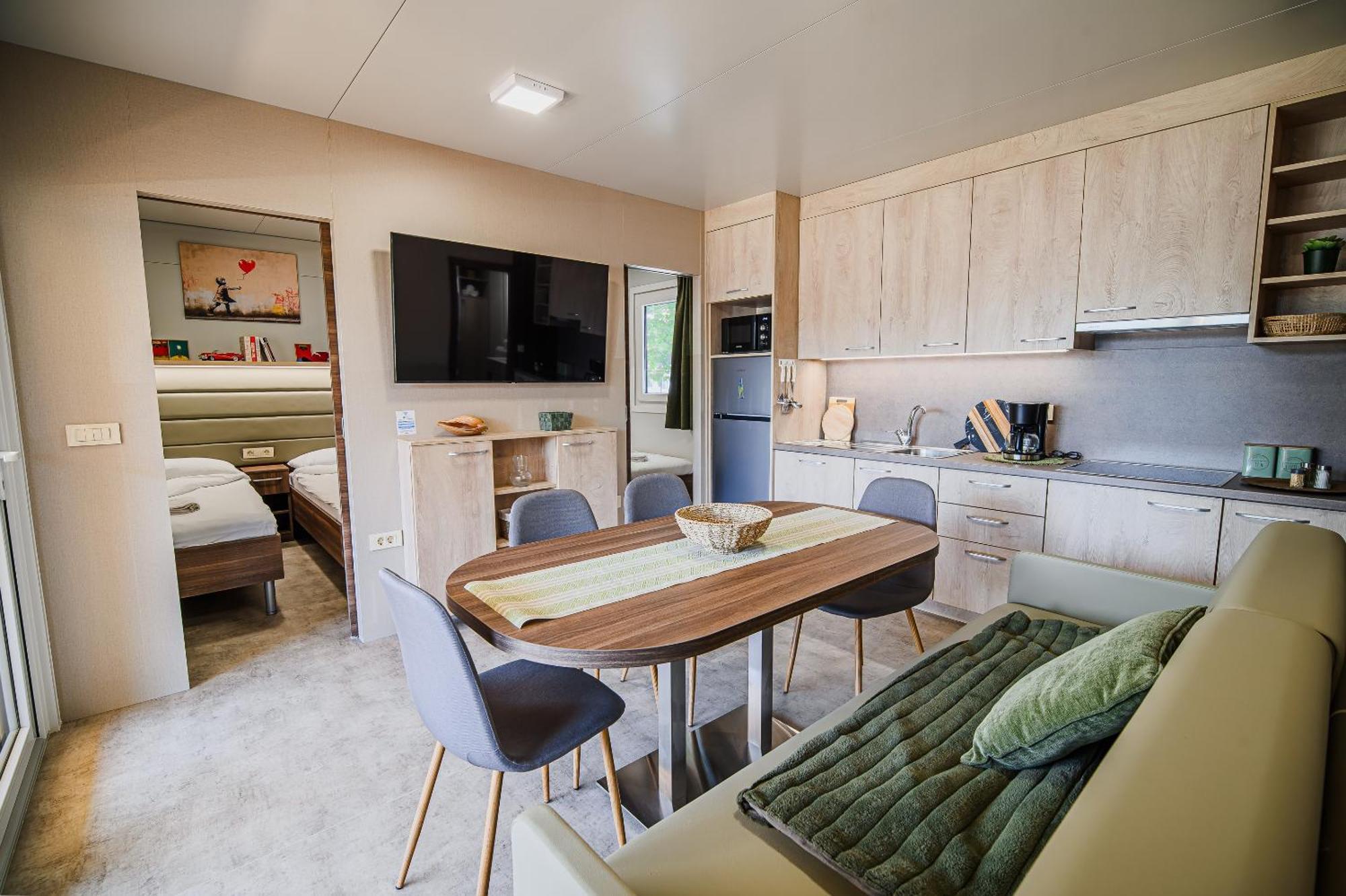 Premium Mobile Homes With Thermal Riviera Tickets Чатеж об Сави Стая снимка